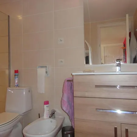 Ginjoler Apartman *
